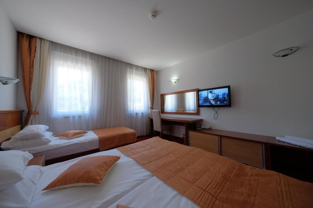 Motel Mujanic Sarajevo Mostarsko Raskrsce Exterior photo