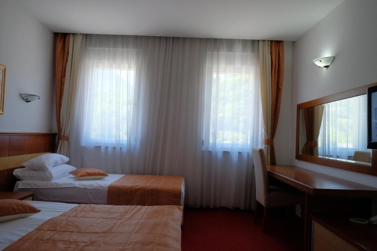 Motel Mujanic Sarajevo Mostarsko Raskrsce Exterior photo